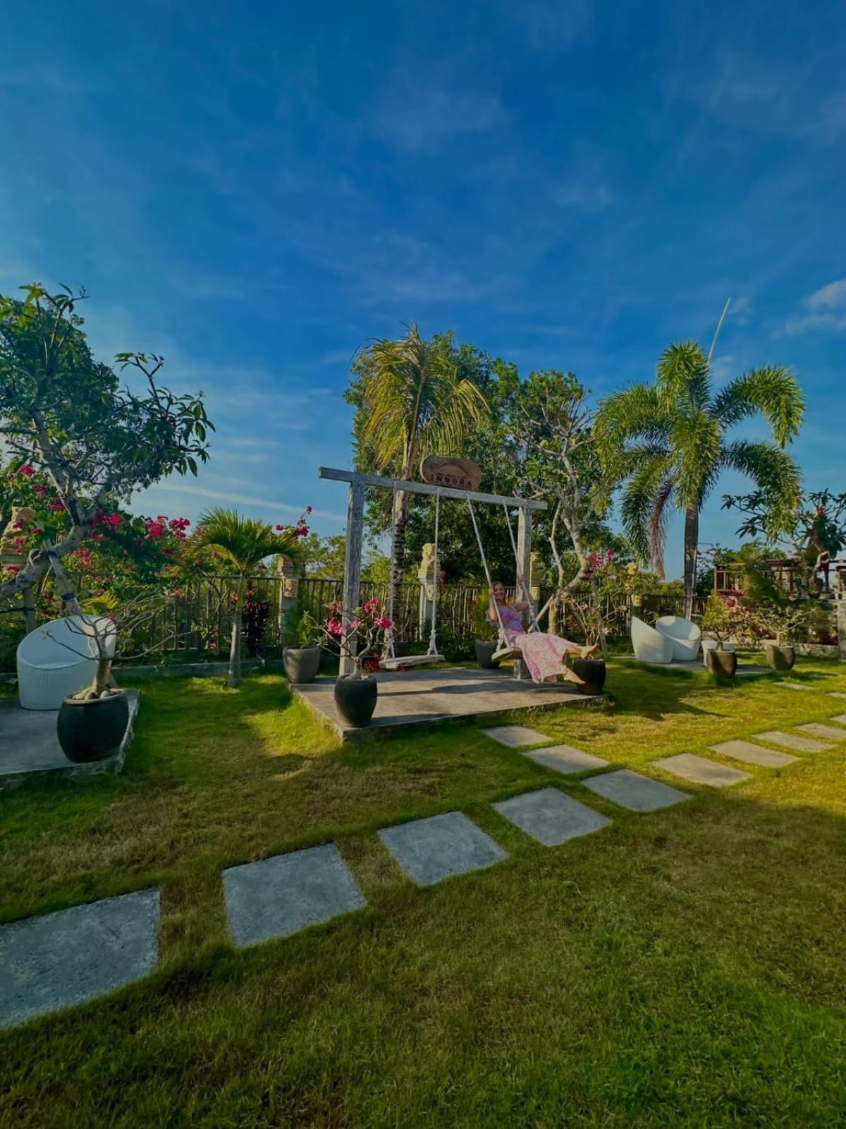 Innora Jungle Resort And Spa Batununggul Exterior photo